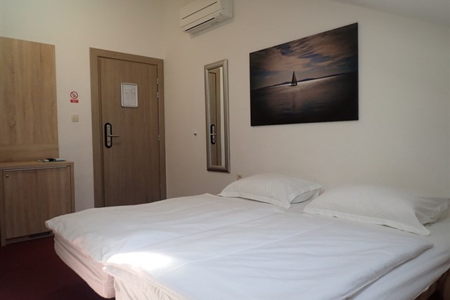 Hotel ANTONIJA - Dotované pobyty 50+ - izba - 3(+1) SUITE - ANTONIJA
