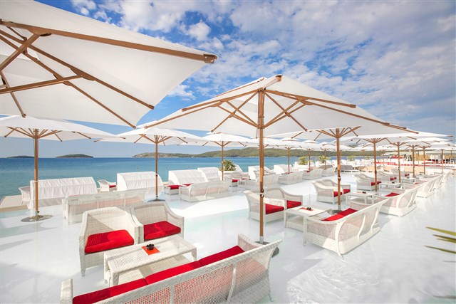 AMADRIA PARK Resort výhodne - En Vogue Beach Club, Šibenik-Solaris