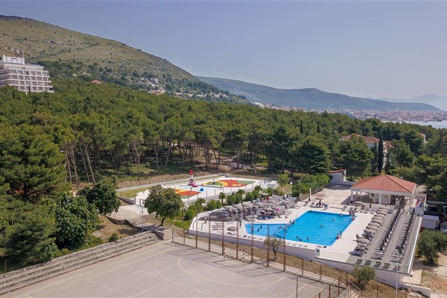 Hotel MEDENA - Dotované pobyty 50+ - Hotel MEDENA, Trogir - Seget Donji