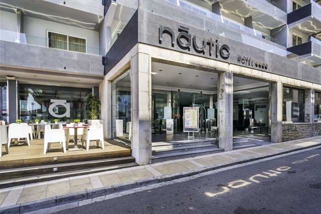 Hotel NAUTIC AND SPA - vstup do hotelu