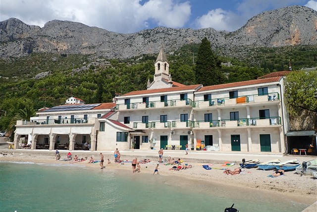 Vila MARKO - Hotel Riva, Brist, Chorvátsko - pláž