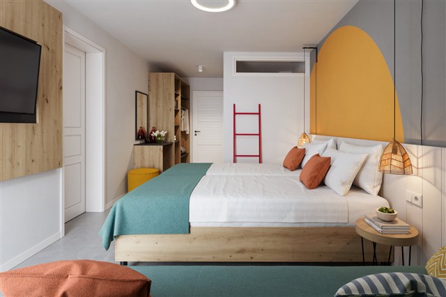 RIVIJERA Sunny Resort by Valamar - Dotované pobyty 50+ - izba - 4(+2) B Superior