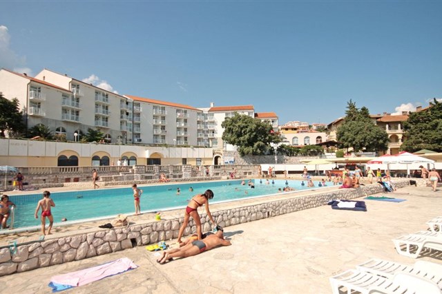 Hotel LIŠANJ - OLD - Chorvátsko, Novi Vinodolski, Hotel Lišanj - bazén