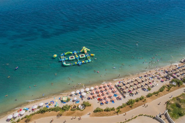 Mobilní domky SOLARIS - Šibenik-Solaris, Chorvátsko - pláž